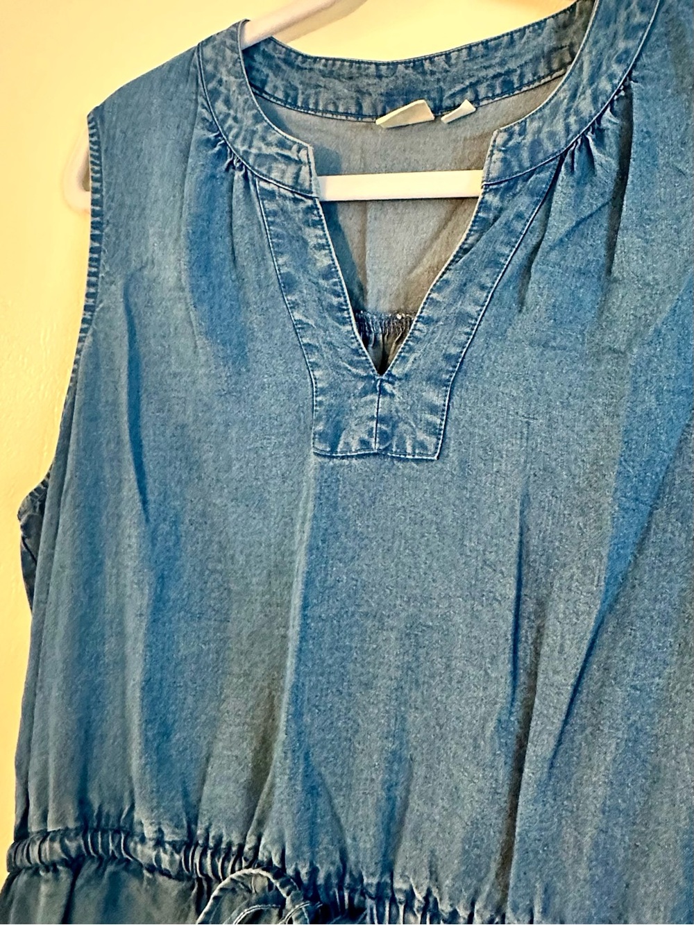 GAP Sleeveless Dress - Picture 4 of 7